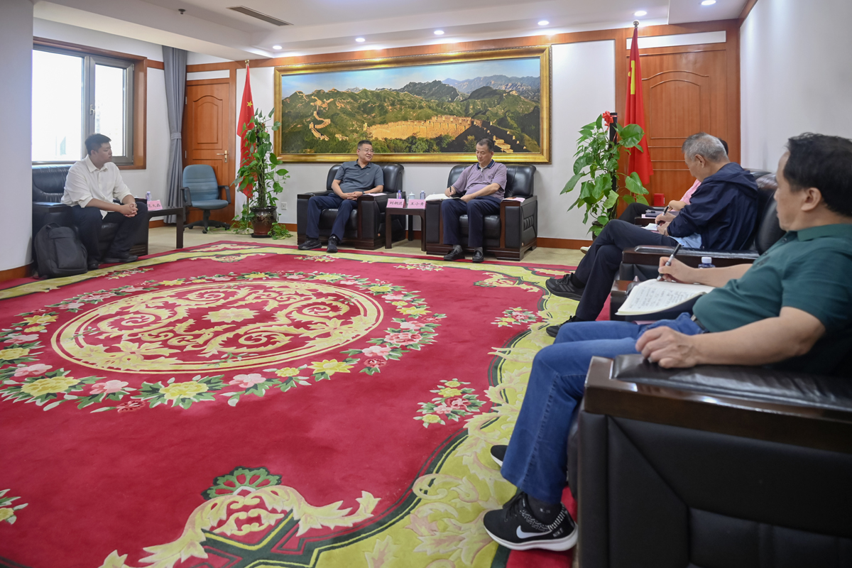 青海省盐业股份有限公司党委书记、董事长刘朝昆一行到访中盐协会